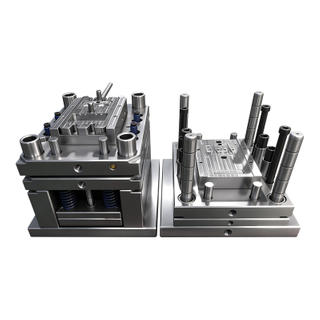 Moldeo por inyección para catéter de infusión con componentes quirúrgicos de alta precisión sobremoldeados